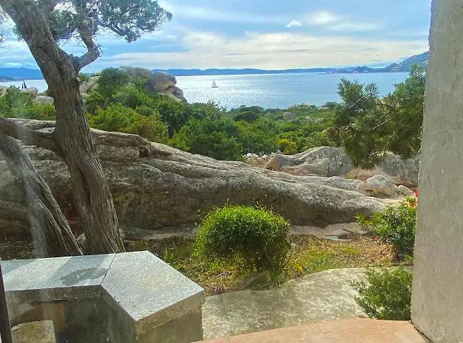 Exclusive * La Maddalena
